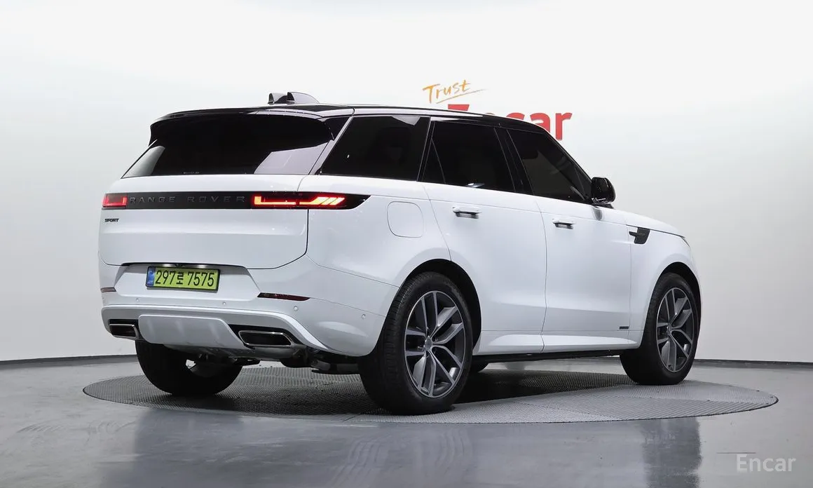 Фото 2 - Land Rover Range Rover Sport