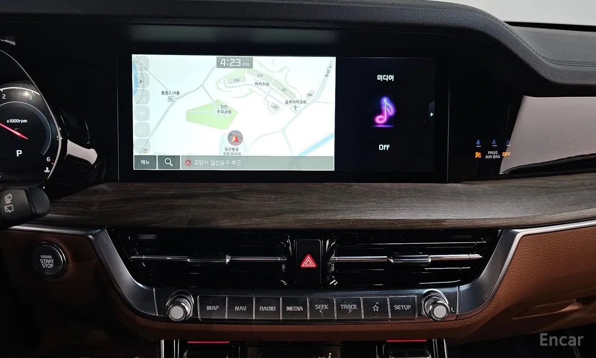 Фото 14 - Kia Mohave