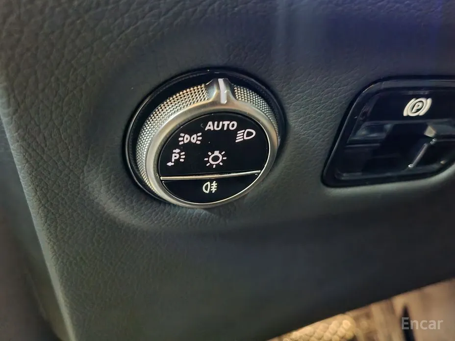 Фото 16 - Mercedes-Benz EQE