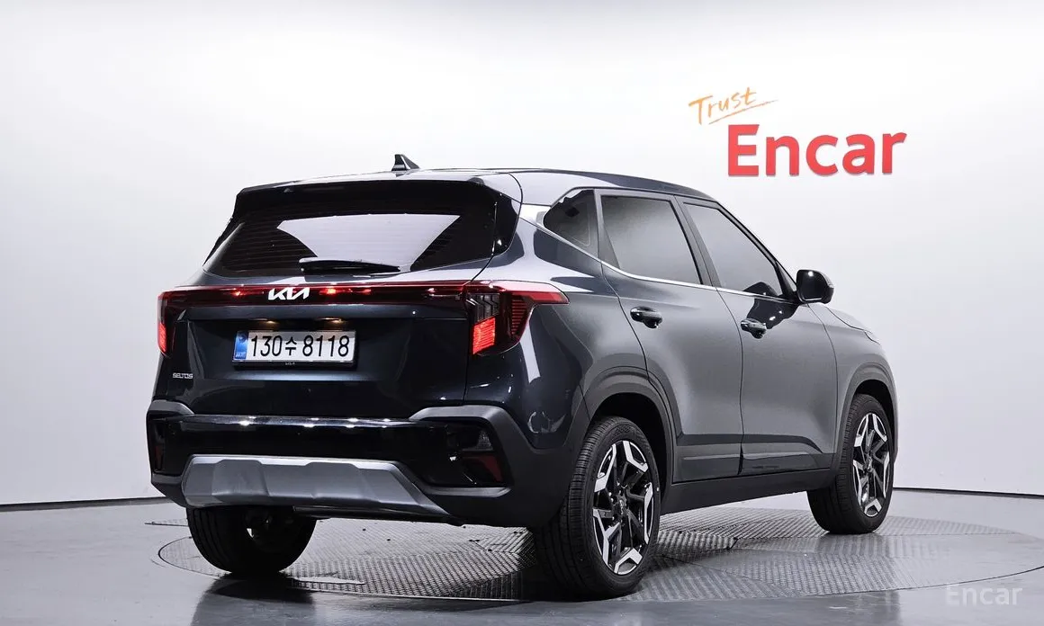 Фото 2 - Kia Seltos