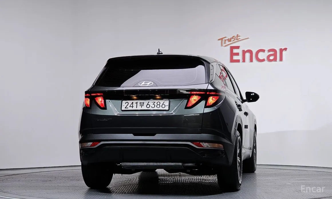 Фото 4 - Hyundai Tucson