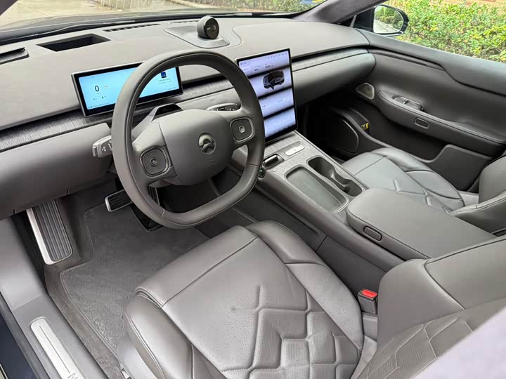 Фото 11 - Nio ET7