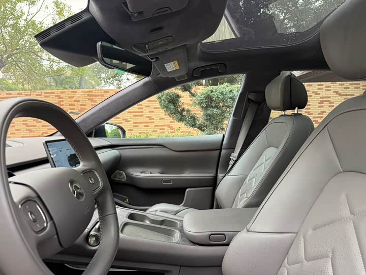 Фото 12 - Nio ET7