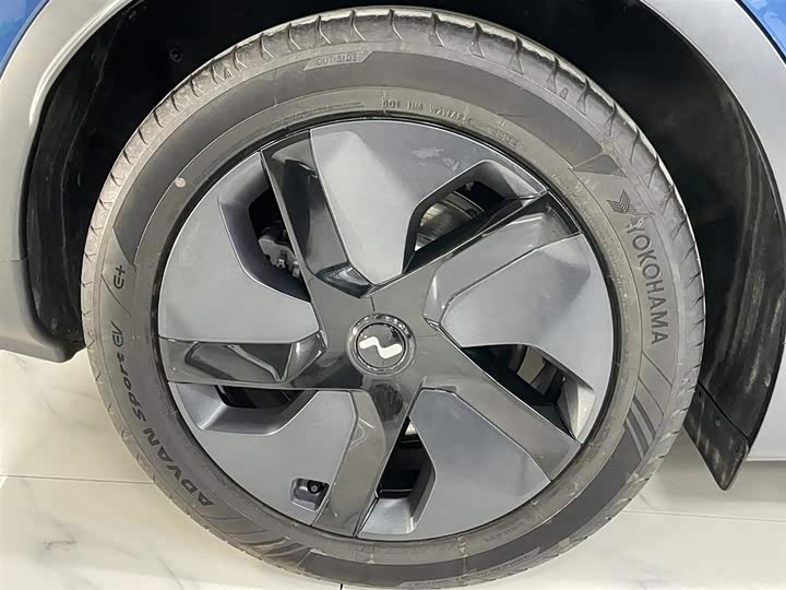 Фото 17 - Nio Onvo L60