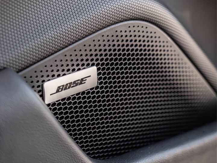 Фото 21 - Porsche Taycan