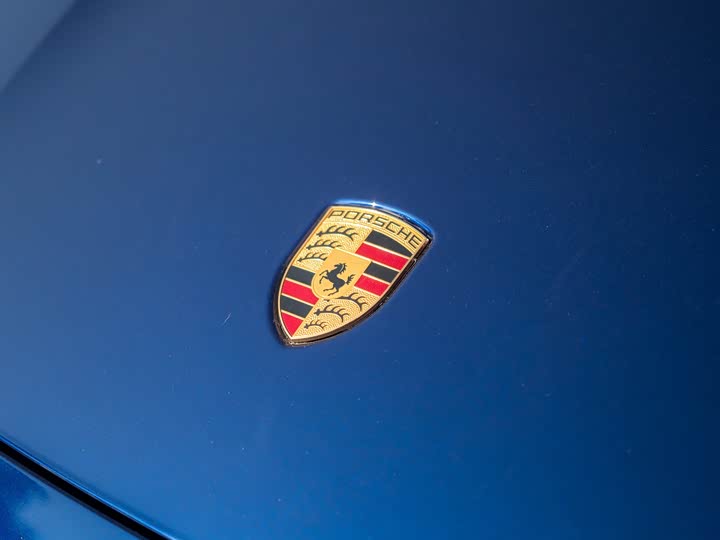 Фото 7 - Porsche Taycan