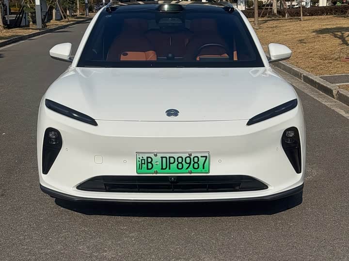 Фото 6 - Nio ET5T