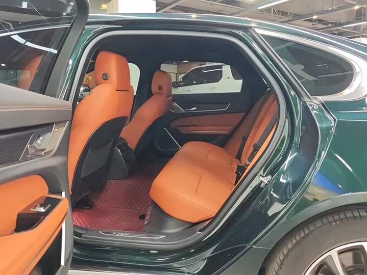 Фото 11 - Jaguar XF L