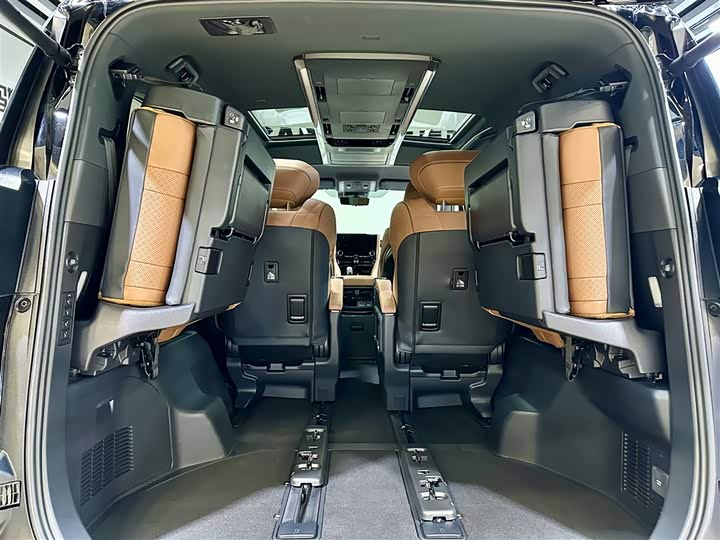 Фото 11 - Toyota Alphard