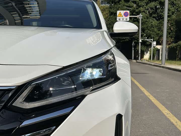 Фото 4 - Nissan Teana