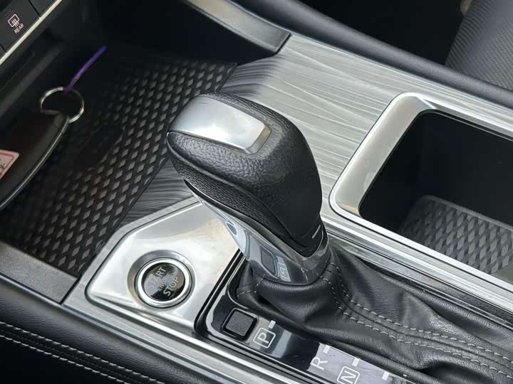 Фото 5 - Nissan Teana