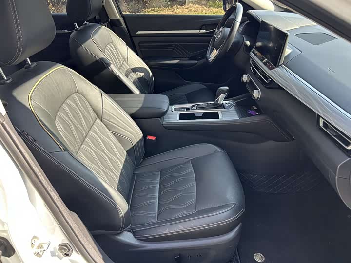 Фото 9 - Nissan Teana