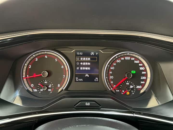 Фото 10 - Volkswagen Tayron