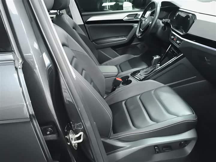 Фото 24 - Volkswagen Tayron