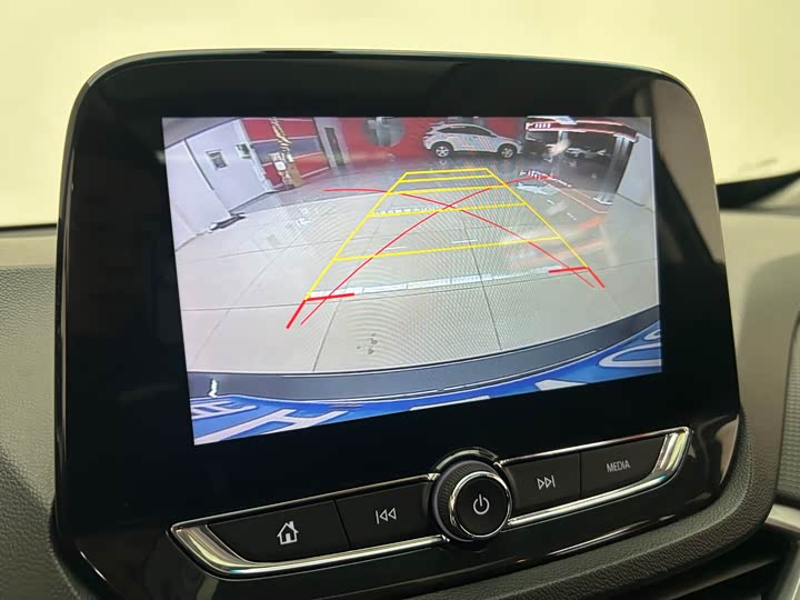 Фото 17 - Chevrolet Orlando