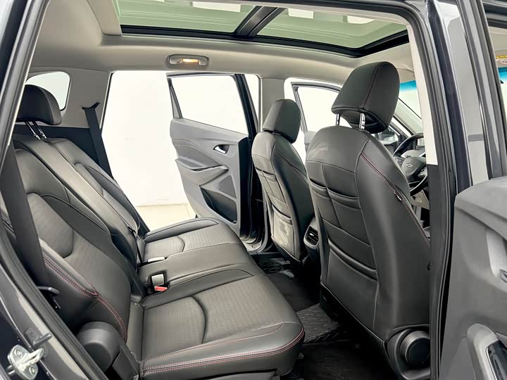 Фото 9 - Chevrolet Orlando