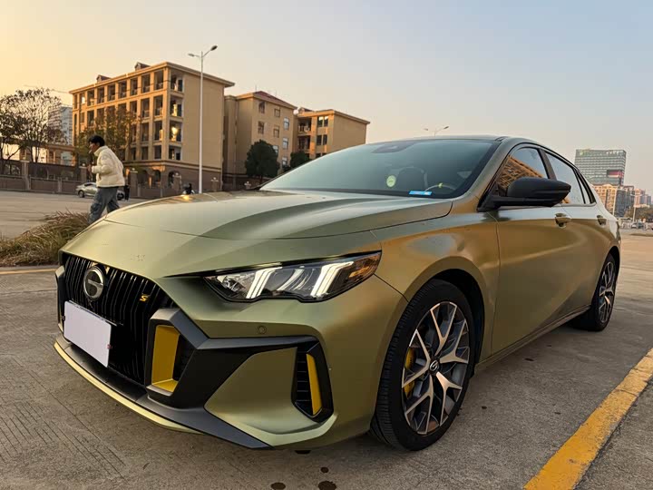 Фото 1 - GAC Trumpchi Empow R