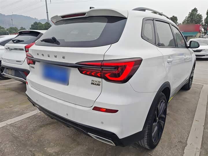 Фото 7 - Roewe RX5