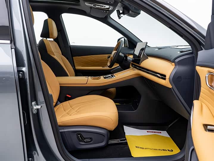 Фото 26 - Geely Galaxy Starship 7