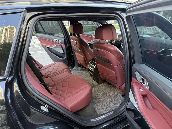 Фото 14 - BMW X5