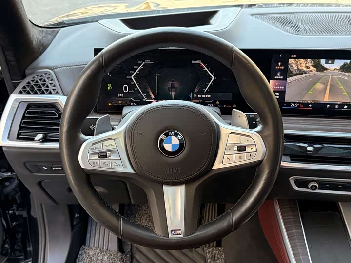 Фото 15 - BMW X5