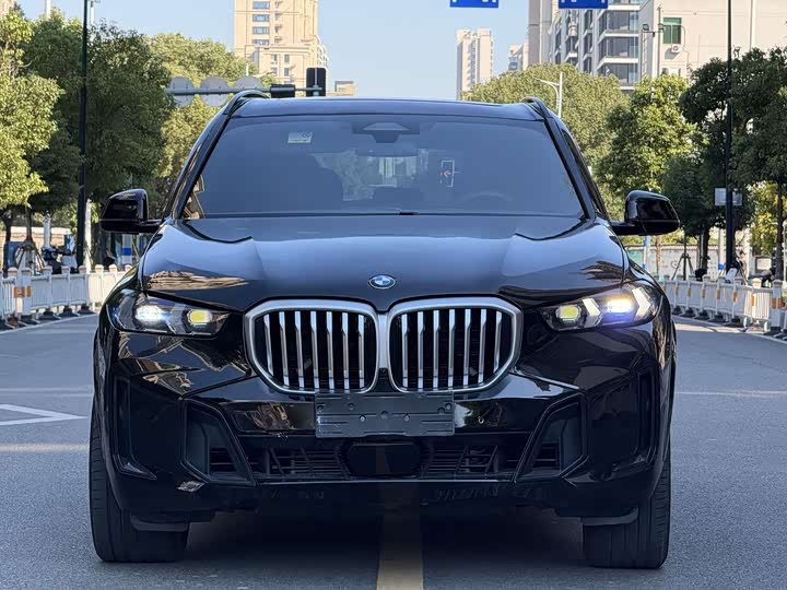 Фото 2 - BMW X5