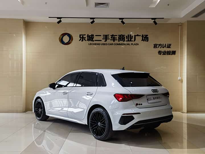 Фото 16 - Audi A3