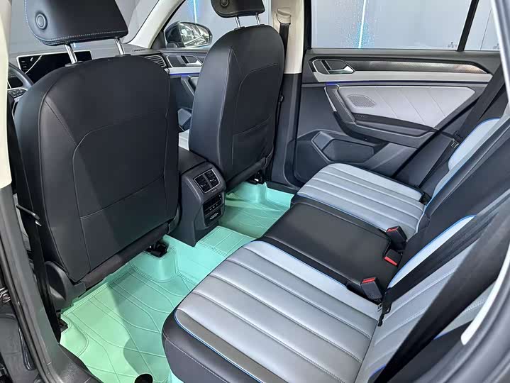 Фото 10 - Volkswagen Tayron GTE Hybrid