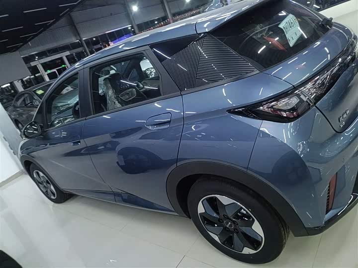 Фото 5 - BYD Dolphin