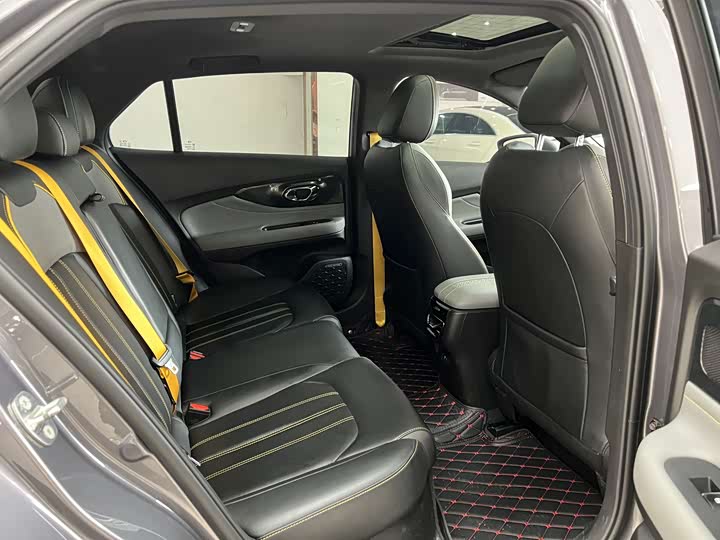 Фото 12 - GAC Trumpchi Empow R