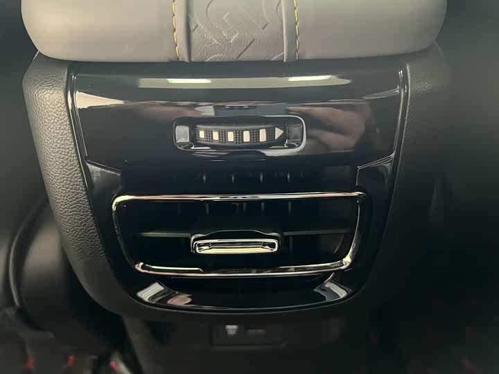 Фото 16 - GAC Trumpchi Empow R