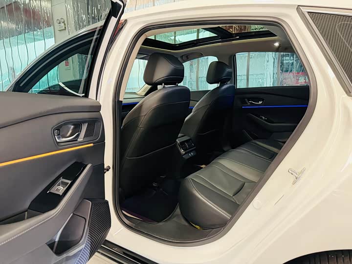 Фото 7 - Honda Accord Hybrid