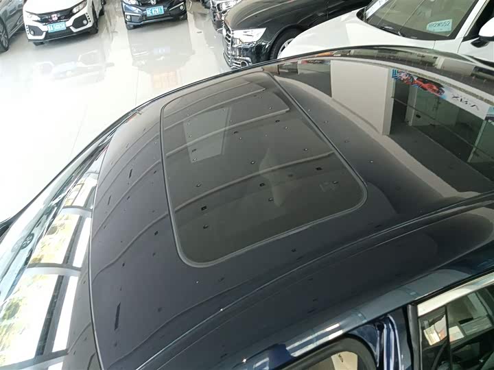 Фото 27 - Lexus ES