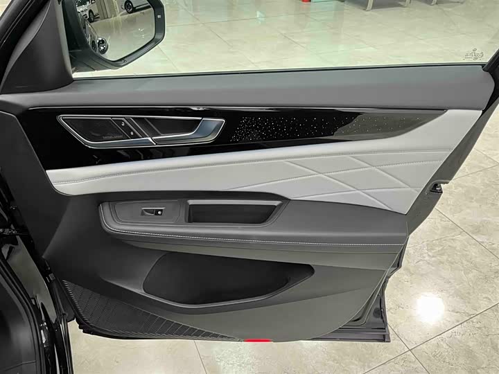 Фото 12 - Volkswagen Teramont Pro