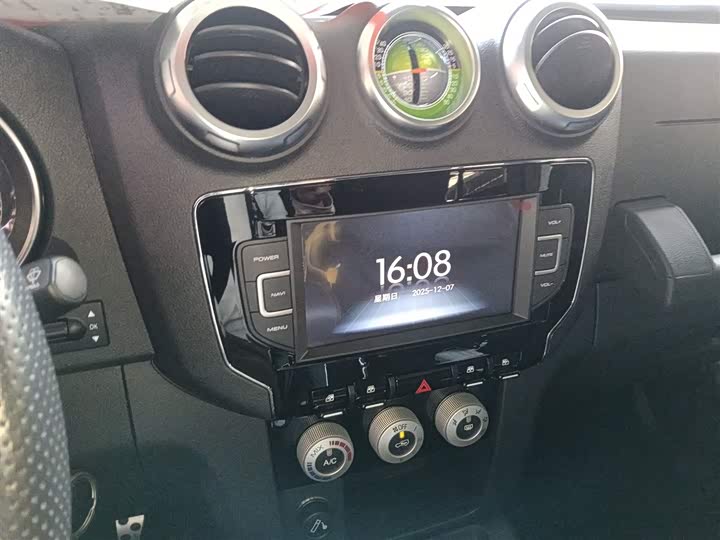 Фото 13 - BAIC Beijing BJ40