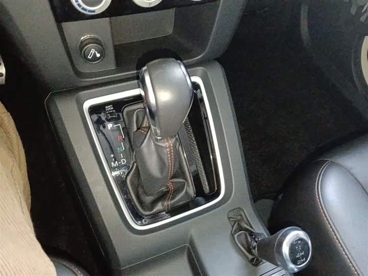 Фото 14 - BAIC Beijing BJ40