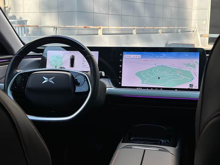 Фото 11 - XPeng P7