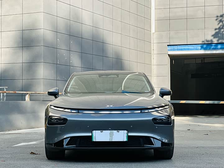 Фото 2 - XPeng P7