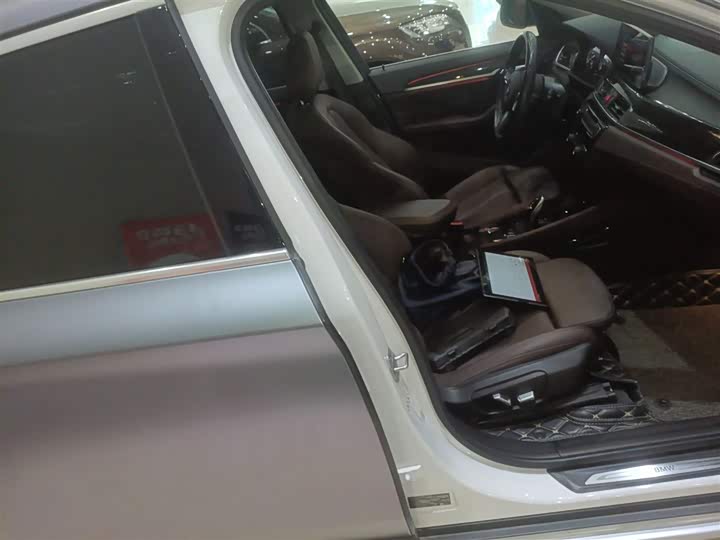 Фото 25 - BMW X1