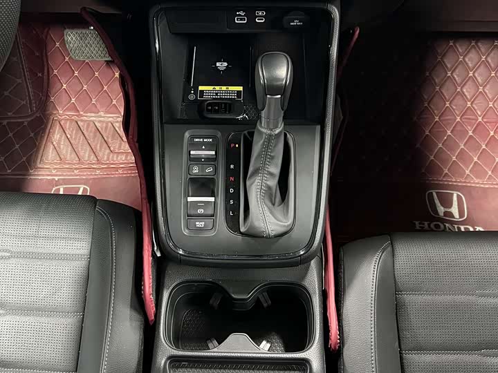 Фото 16 - Honda CR-V