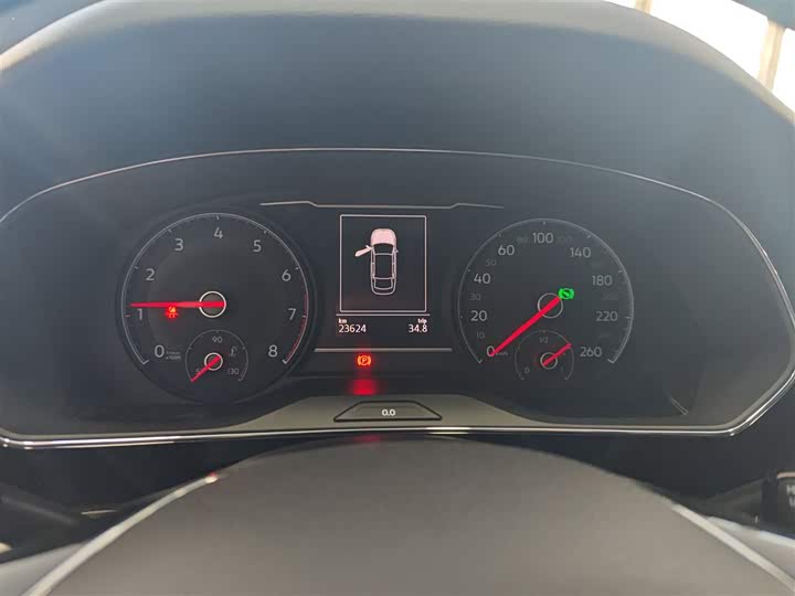 Фото 12 - Volkswagen Passat