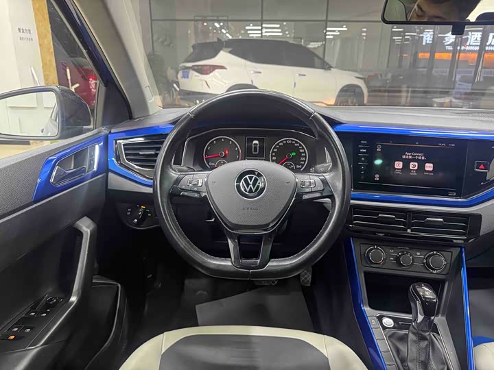 Фото 16 - Volkswagen Polo