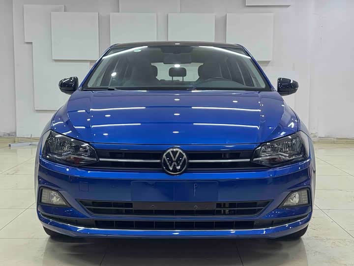 Фото 2 - Volkswagen Polo
