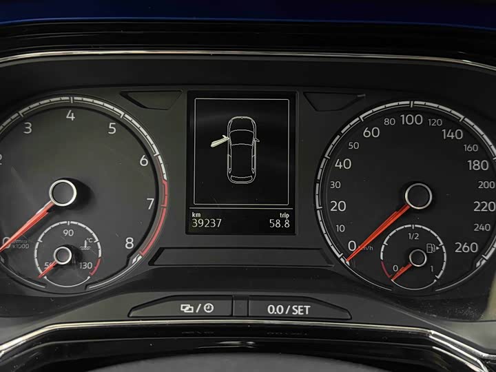 Фото 21 - Volkswagen Polo