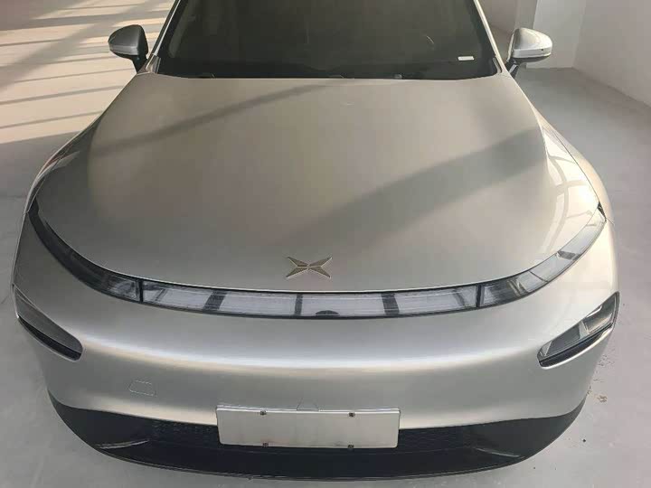 Фото 2 - XPeng P7