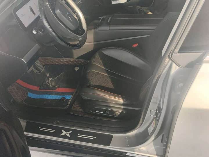 Фото 7 - XPeng P7