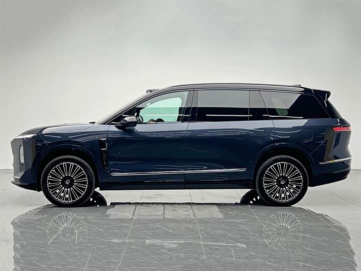 Фото 3 - Nio ES8