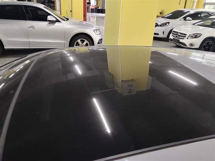 Фото 27 - Volkswagen Golf