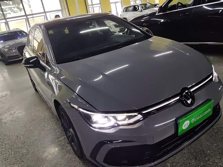 Фото 4 - Volkswagen Golf