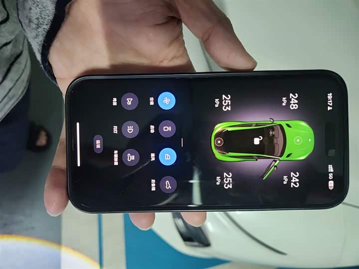 Фото 10 - Xiaomi YU7